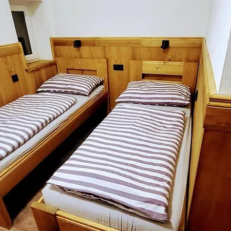 Bouda Na Plani - Horska Bouda Hostel