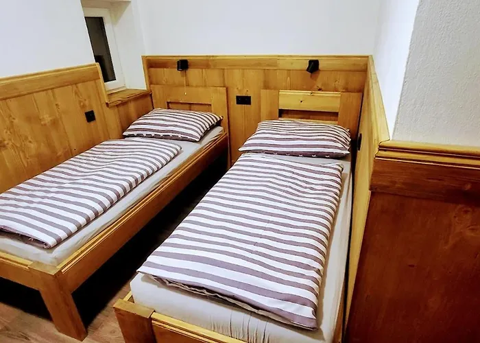 Bouda Na Plani - Horska Bouda Auberge de jeunesse